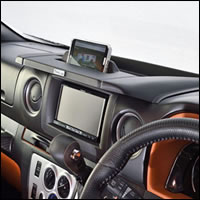 NV350 キャラバン用 ナビゲーションモニターバイザー